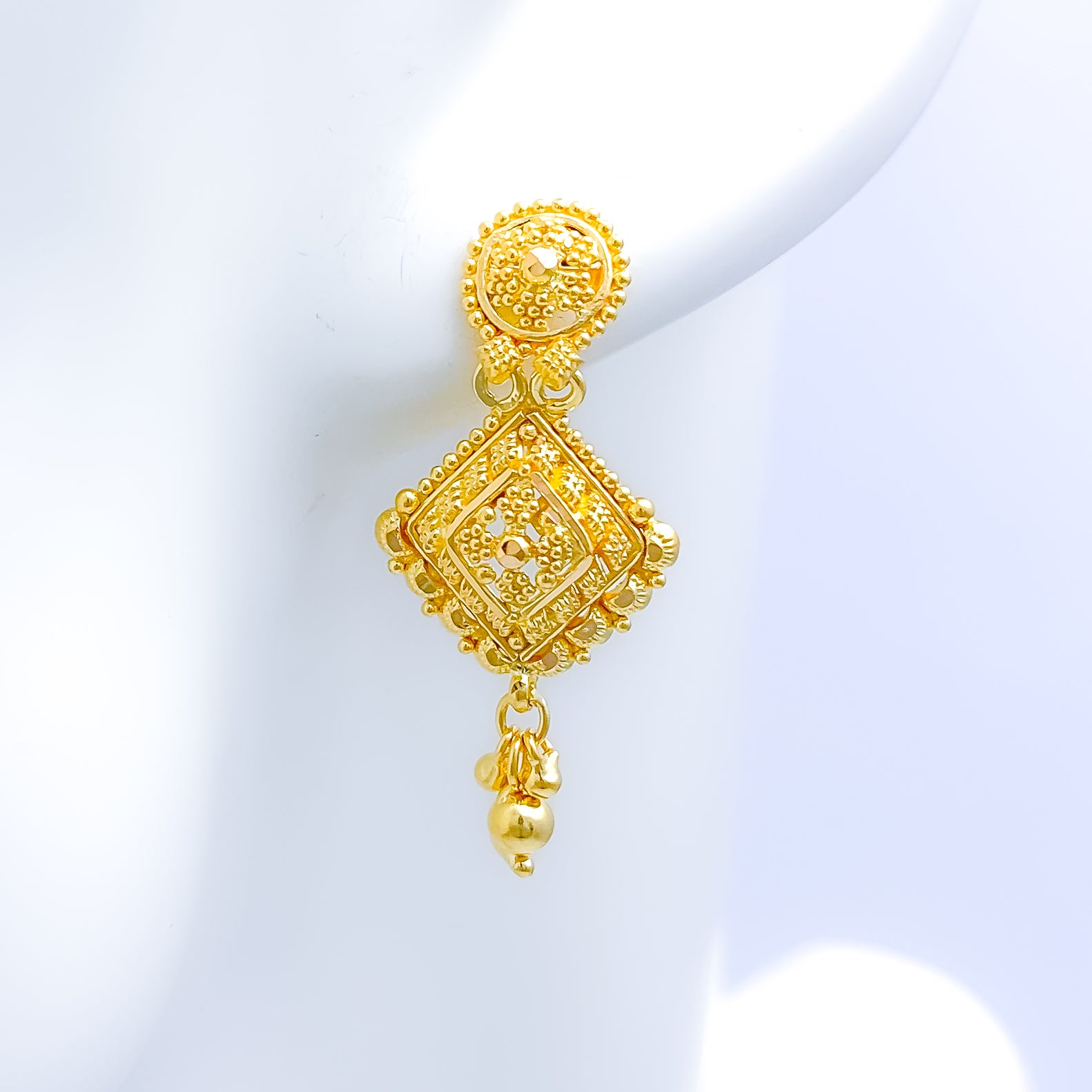 6 Best Lightweight Gold Earrings Design with Price - People choice